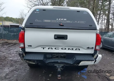 2017 Toyota Tacoma Trd Sport из США, поврежденный, VIN 3TMCZ5AN6HM106407